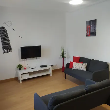 Piso Muy Luminoso Con Facilidad De Parking Ideal Empresas * Zaragoza